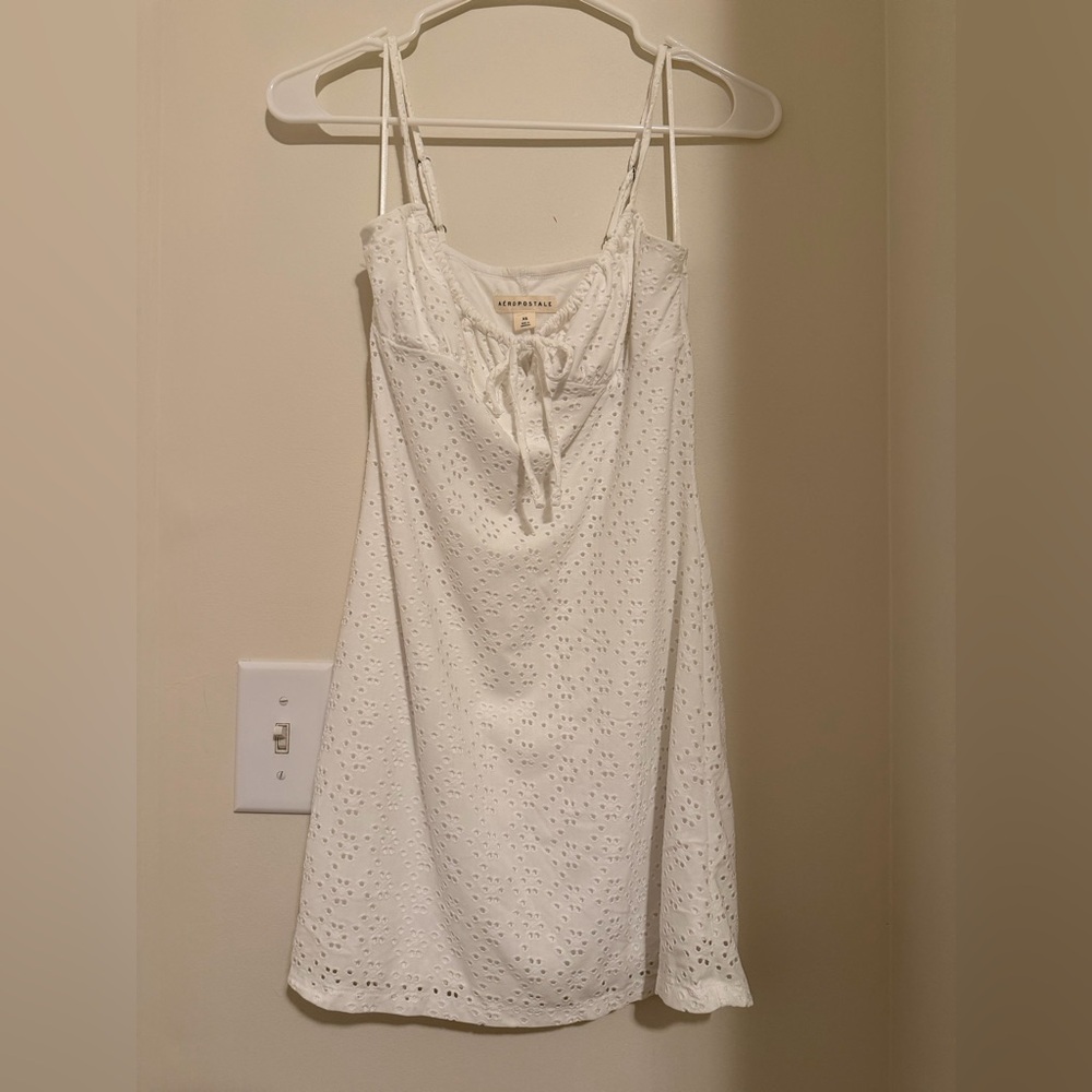 Aéropostale White Eyelet Tie Front Dress XS great for Graduations